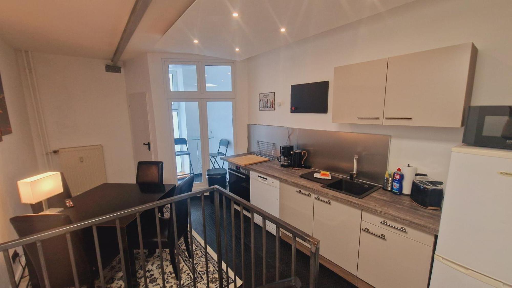 Appartamento Kreuzberg 1-4 Guest Bedroom Kitchen Bathroom Cinema Berlino